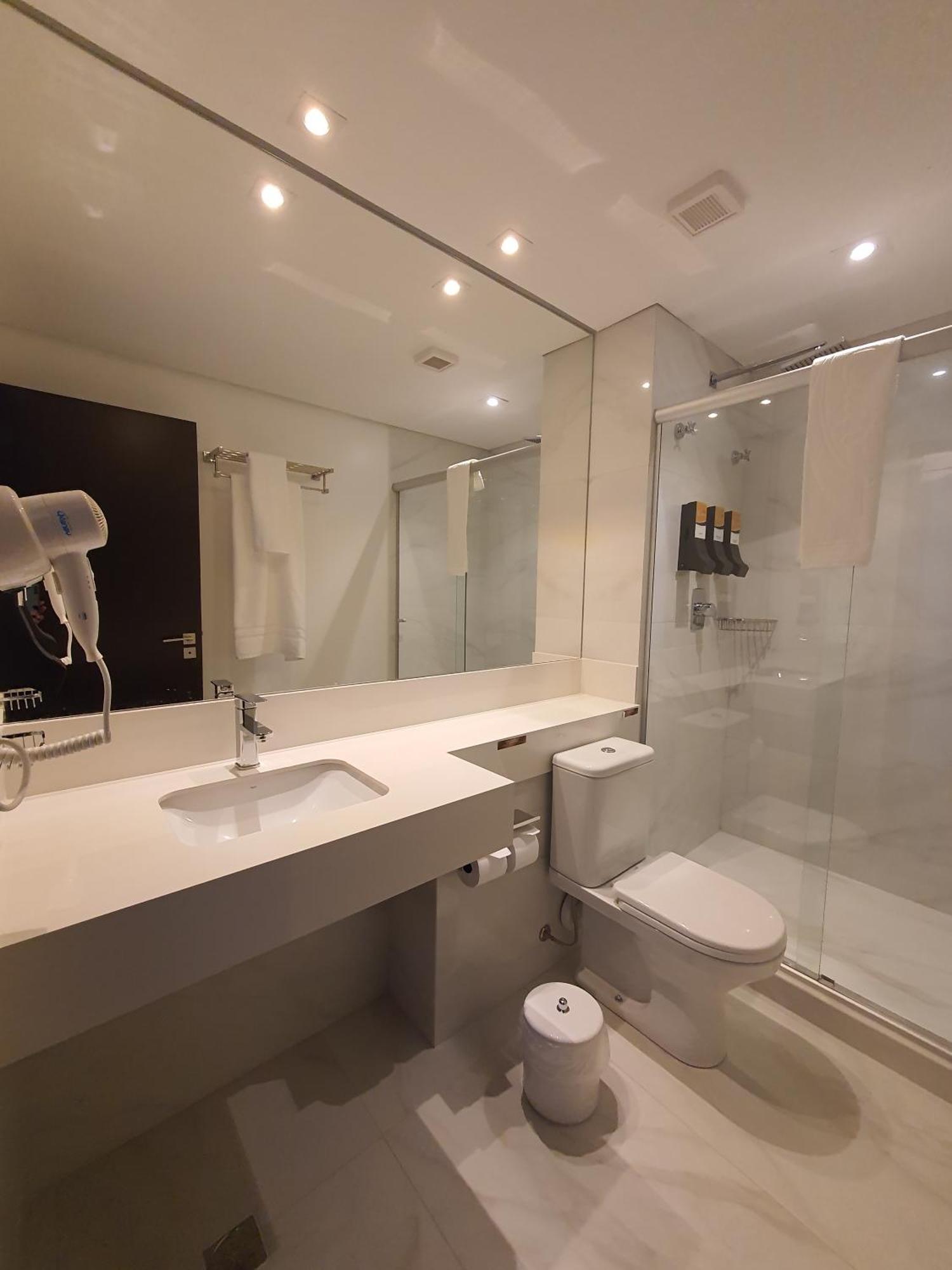 Suite Premium com Vista para Rio ou Piscina
